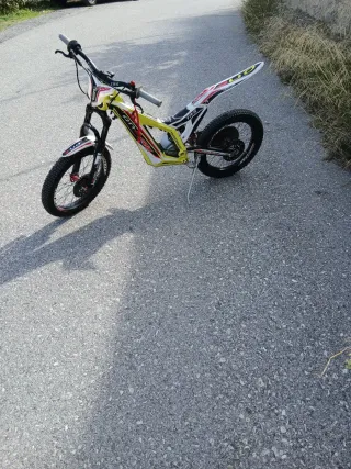 Moto niño TRS ONE Kids