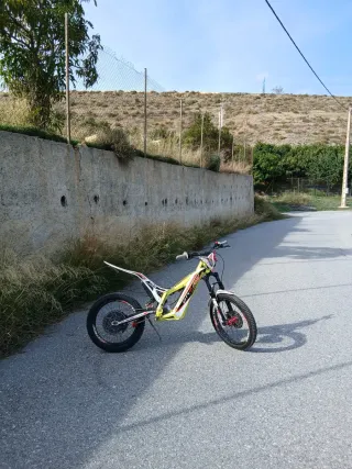 Moto niño TRS ONE Kids