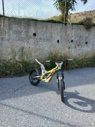 Moto niño TRS ONE Kids