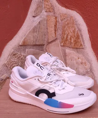 Scarpe On the Roger Pro 2 Nuove