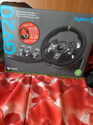 Logitech G920 Volante e Pedali + Cuffie
