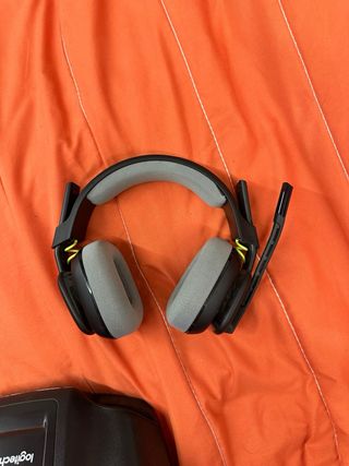 Logitech G920 Volante e Pedali + Cuffie