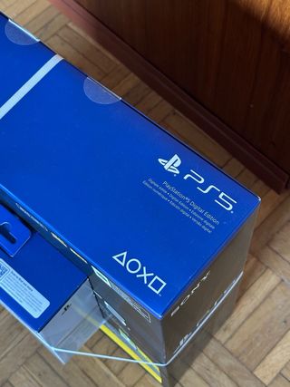 PlayStation 5 Digital Edition + Mando