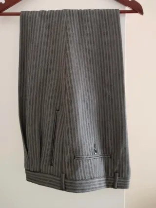 Pantalón de chaqué hombre gris
