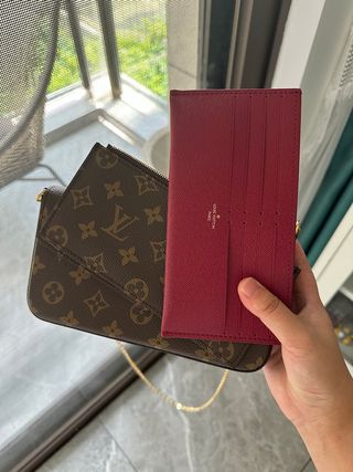 Louis Vuitton Marrón y Roja 3in1