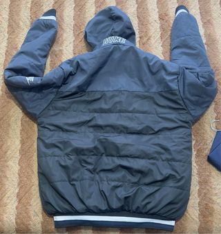 Cazadora Nike Negra y Blanca