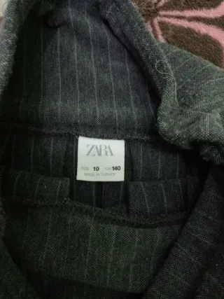 Falda niña gris con rayas