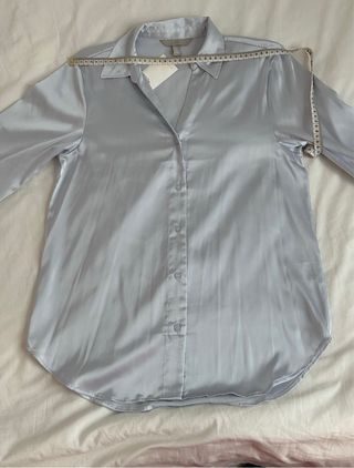 Blusa de H&M en color azul turquesa. Talla S mujer