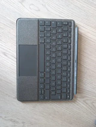 Logitech Combo Touch iPad (7ª, 8ª e 9ª generazione)