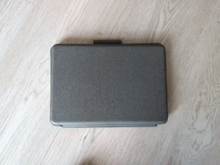 Logitech Combo Touch iPad (7ª, 8ª e 9ª generazione)