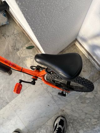 Bicicleta Infantil Btwin Ruedas nuevas y frenos.