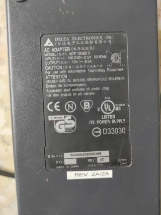 Adattatore di corrente Delta per computer