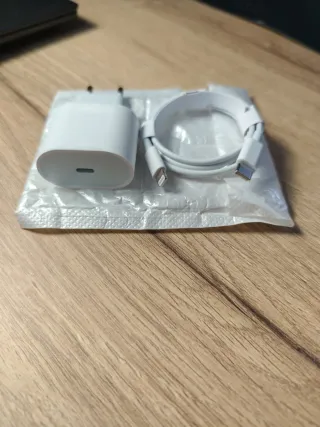 Cargador para iPhone USB-C sin estrenar