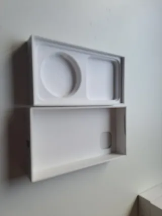 Caja vacía iPhone 13