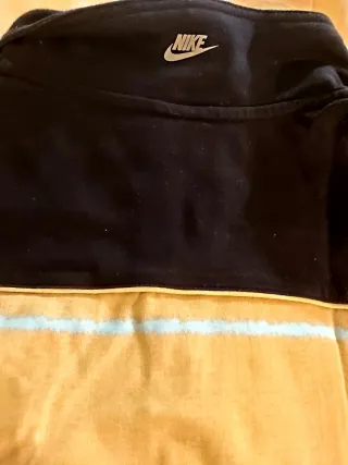 Camiseta Nike XXL Negra y Amarilla