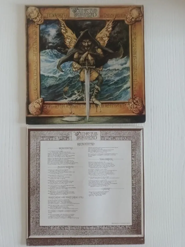 LP JETHRO TULL BROADSWORD