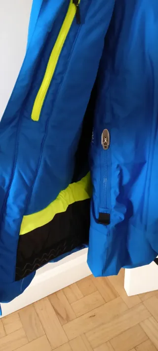 Traje de nieve Wedze 143-152 12 años. Guantes incl