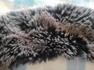 Collo pelliccia sintetica nero/grigio