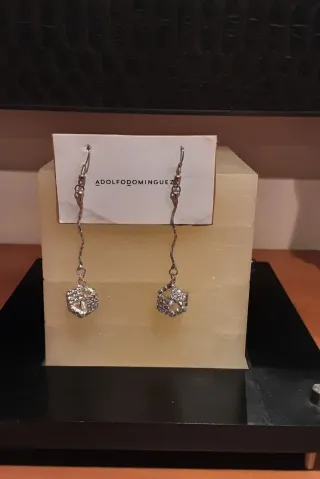 Pendientes Adolfo Domínguez + Bolsa