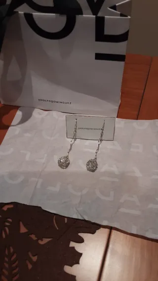 Pendientes Adolfo Domínguez + Bolsa
