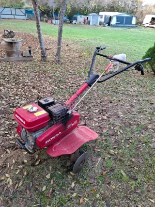 Lote de maquinaria agrícola y de jardinería