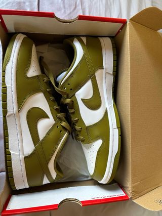 Nike Dunk Low Verde Oliva y Blanco