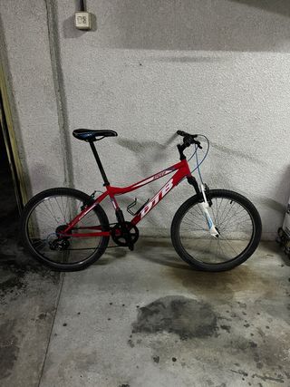 Bicicleta DTB Speed 240 Roja