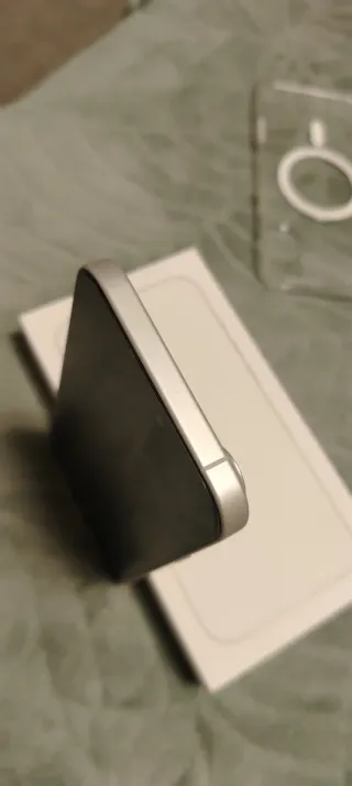 iPhone 16 Plus Bianco