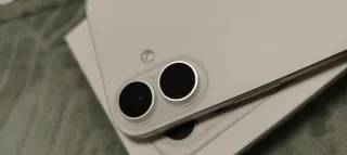 iPhone 16 Plus Bianco