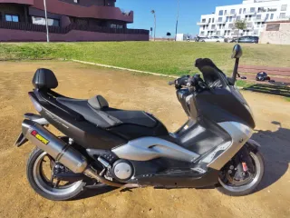 Yamaha TMAX Tech MAX 2011 Akrapovich
