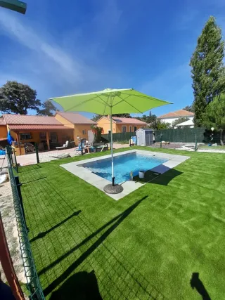 Césped artificial decorativo