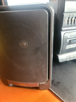 Radio Portátil AIWA CA-W35 con Ecualizador y Doble
