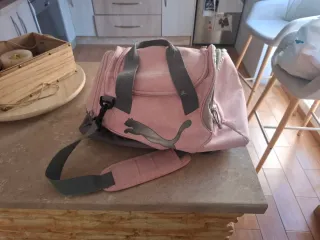 Bolsa de deporte rosa Puma