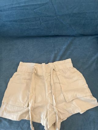 Lote 2 pantalones y 1 falda