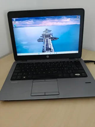 HP EliteBook 820 G1