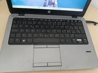 HP EliteBook 820 G1