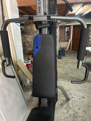 Máquina de gimnasio multifunción