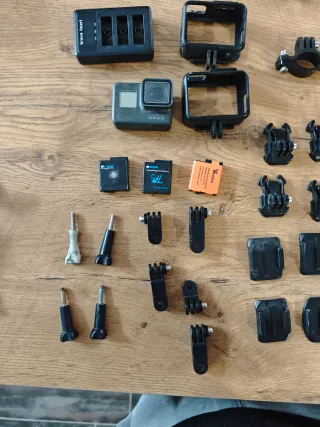 GoPro Hero 7 White y acesorios