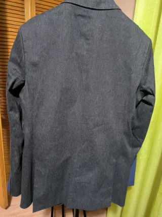 Americana gris hombre