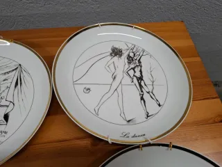 7 Platos Decorativos Dalí