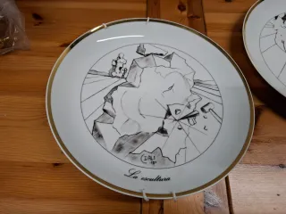 7 Platos Decorativos Dalí