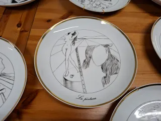 7 Platos Decorativos Dalí