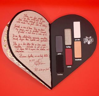 Paleta Maquillaje Corazón Too Faced x Kat Von D