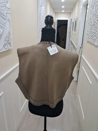 Chaleco mujer marrón con cordones