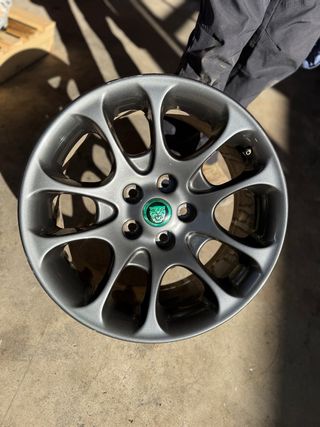 Juego 4 Llantas de Jaguar 18 pulgadas