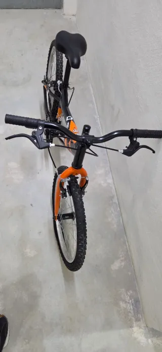 Bicicleta 20  Negra y Naranja