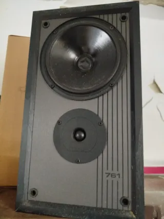 Equipo Sony con altavoz Mission Negro