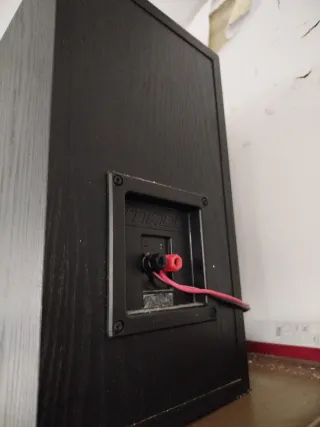 Equipo Sony con altavoz Mission Negro