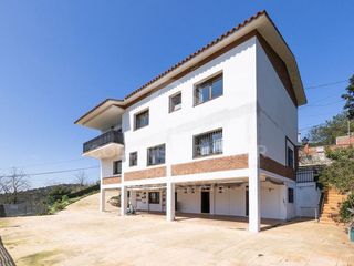 Chalet en venta en La Floresta - Les Planes en Sant Cugat del Vallès