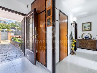 Chalet en venta en La Floresta - Les Planes en Sant Cugat del Vallès